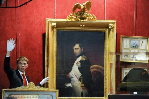 Vente aux enchères à Fontainebleau en 2014 d'un portrait de Napoléon - Dominique Faget - AFP