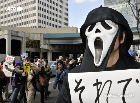 Protestation antinucléaire devant le siège de Tepco à Tokyo, 27 mars 2011 - Yoshikazu Tsuno - AFP