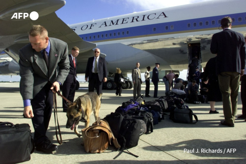 Tightened security checks on Air Force One after 9/11 - Paul J. Richards - AFP