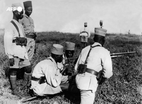 Décembre 1939, des tirailleurs sénégalais s'entraînent - AFP