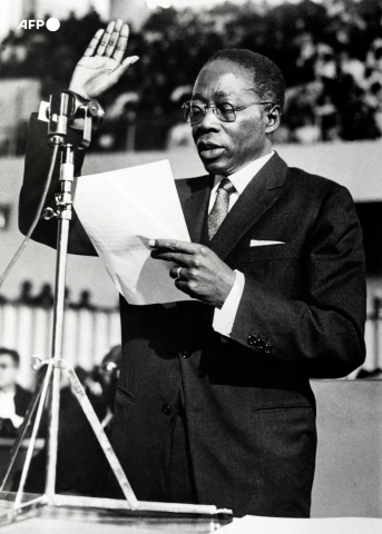 Dakar, 9 désembre 1963, Léopold Sédar Senghor prête serment - AFP