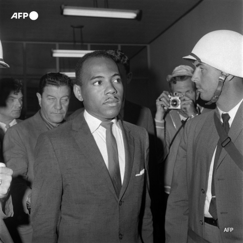 James Meredith becoming the first black student admitted to the University of Mississippi (1962) - AFP
