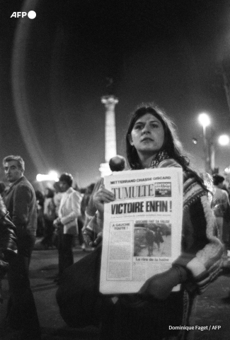 Des sympathisants de Mitterrand le 10 mai 1981 place de la Bastille Dominique Faget - AFP