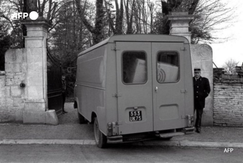 Déménagement des affaires personnelles du Général de l'Elysée à la Boisserie Belino - AFP