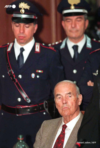 Former German SS officer Erich Priebke at a military court in Rome on July 30, 1996 Gerard Julien - AFP