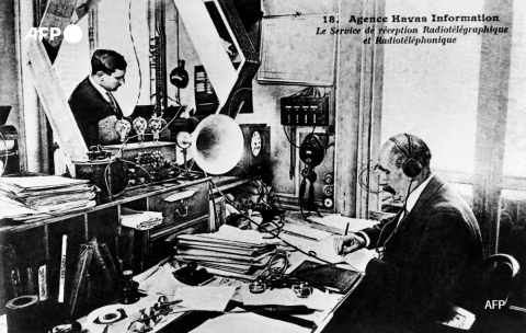 Service de réception radio au siège d'Havas à Paris en 1922 - AFP