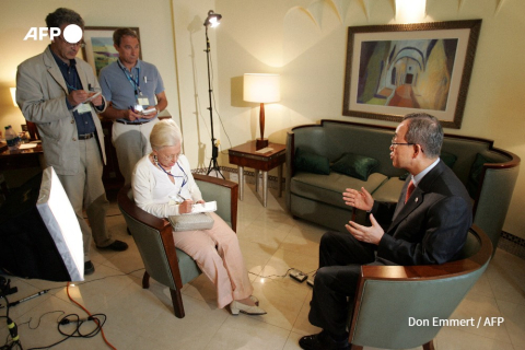 Ban Ki-moon briefe les journalistes d'AP, Reuters et AFP à Tripoli en septembre 2007 - Don Emmert - AFP