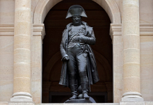 Statue de Napoléon à l'Hôtel des Invalides à Paris en avril 2021 - Thomas Coex - AFP